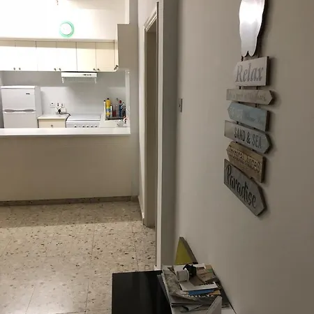 Sunny Apartment Larnaca