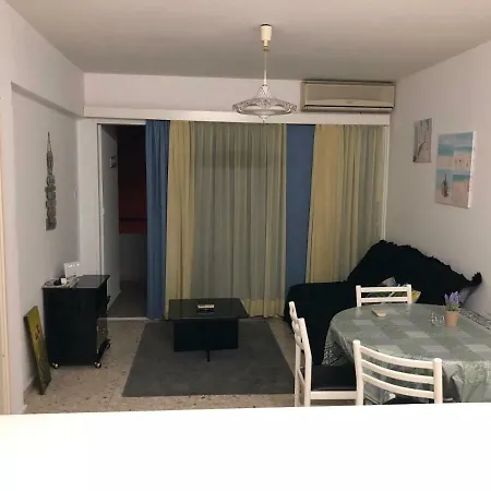 Sunny Apartment *